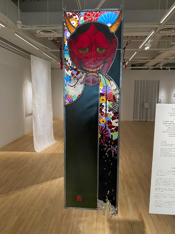 水永阿里紗 ステンドグラス作品「怒り」